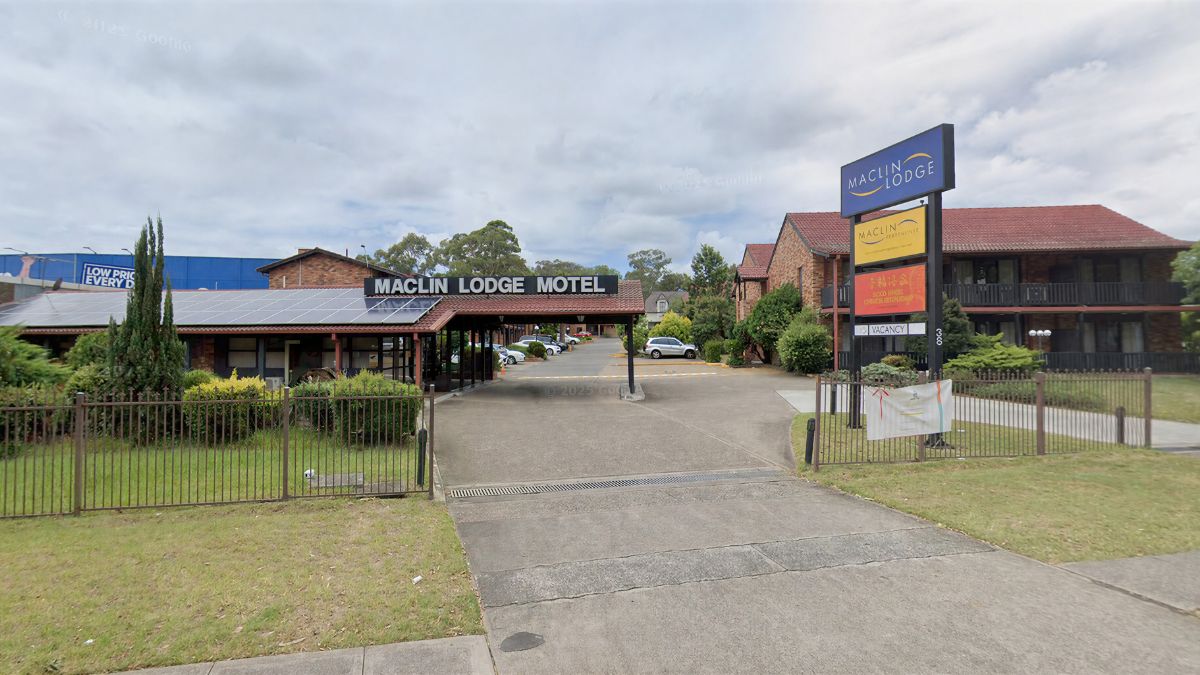 Maclin Lodge Motel image snipped from google map - Location page image